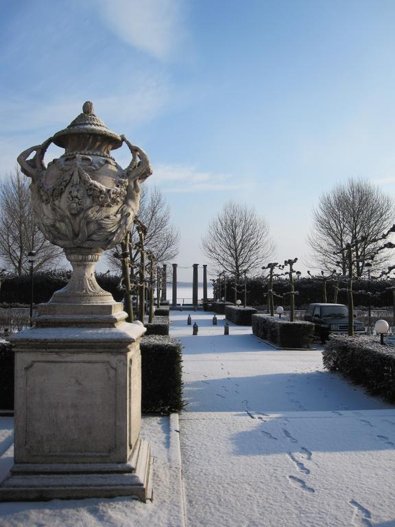 Hampshire Hotel - Newport Хуизен Екстериор снимка